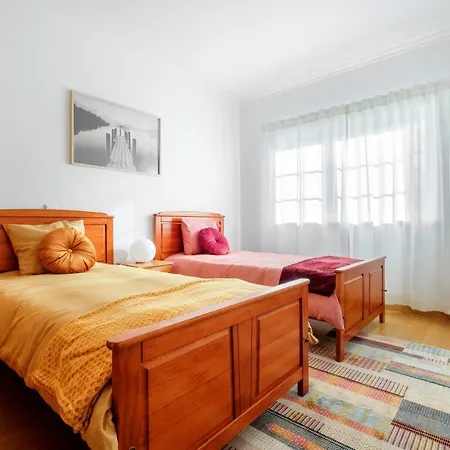 Apartamento T3 Praia D'el Rey Όμπιδος